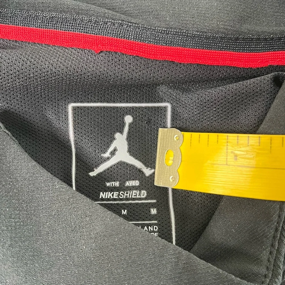Jordan Shield 23 Tech Training Jacket Men’s Size Medium